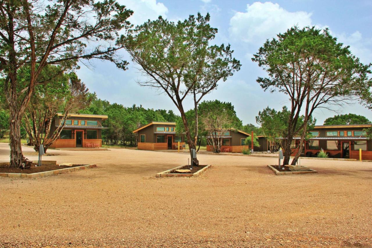 ווימברלי Green Acres Cottages - Fredericksburg Suite מראה חיצוני תמונה