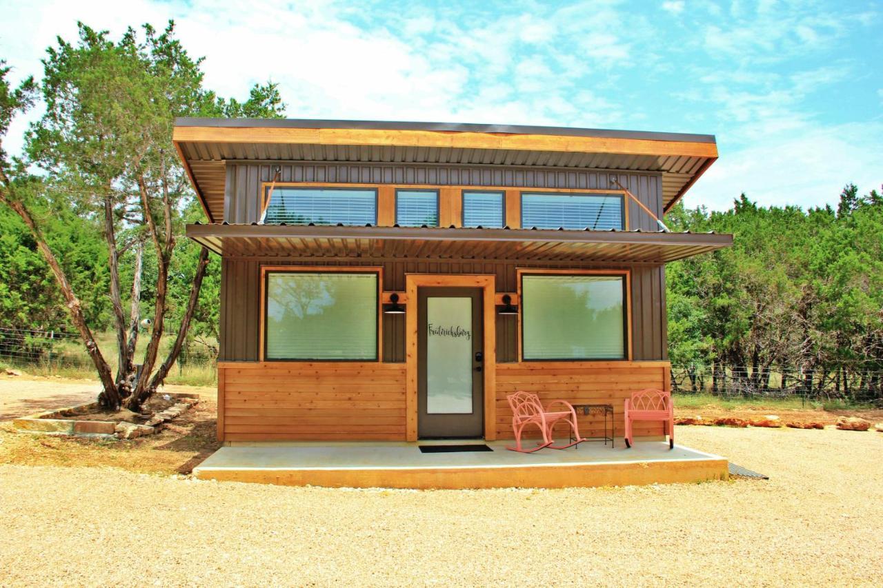 ווימברלי Green Acres Cottages - Fredericksburg Suite מראה חיצוני תמונה